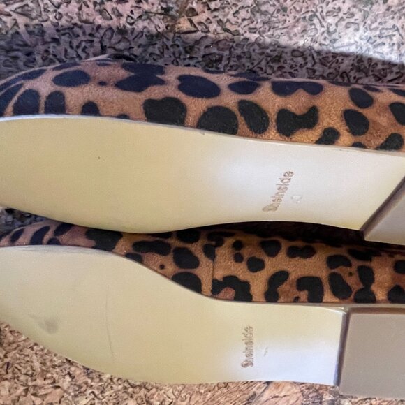 NEW Leopard Print Flocked Flats Ladies Size 10 - Picture 6 of 6